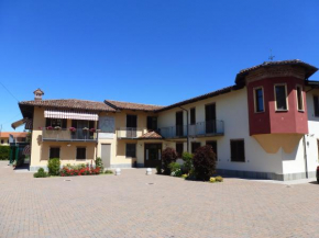  La Cascina Di Villa Due  Нарцоле